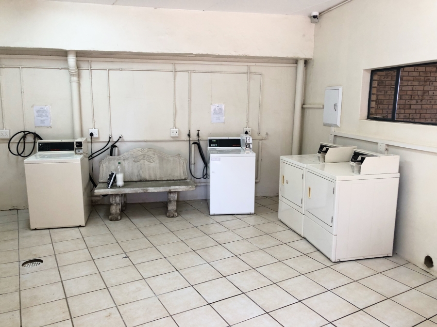 1 Bedroom Property for Sale in Kannoniers Park North West